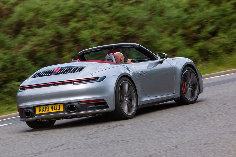 Porsche 911 Carrera 4S Cabriolet 2019 UK first drive | Autocar Porsche 911 Carrera 4S Cabriolet 2019 UK first drive | Autocar