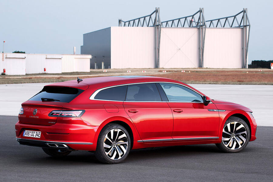 23 Volkswagen Passat To Move Upmarket Gain Ev Version Autocar
