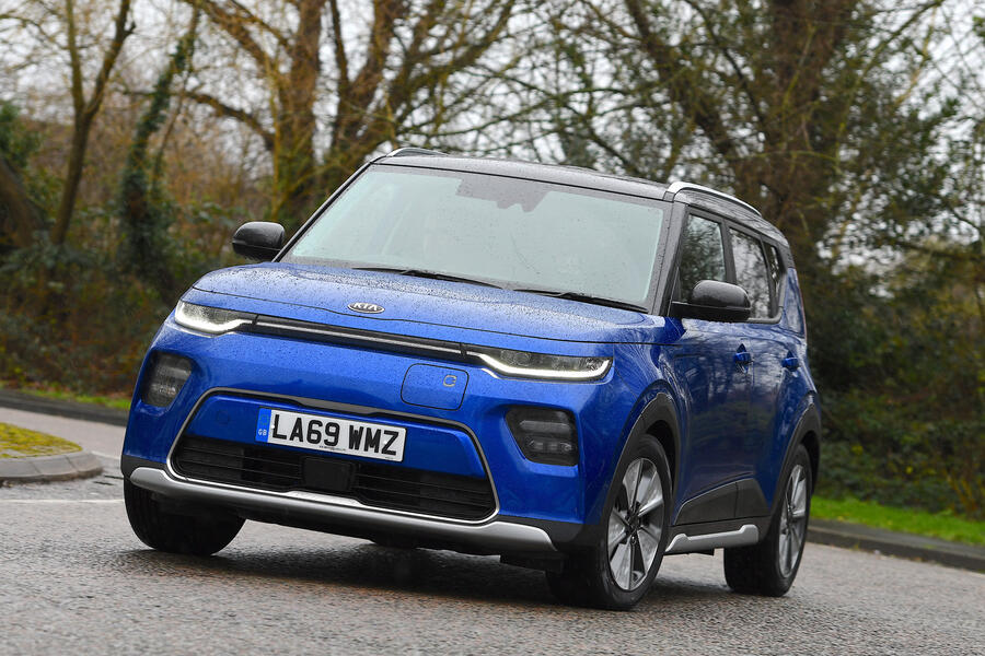 31 Kia soul ev hero front