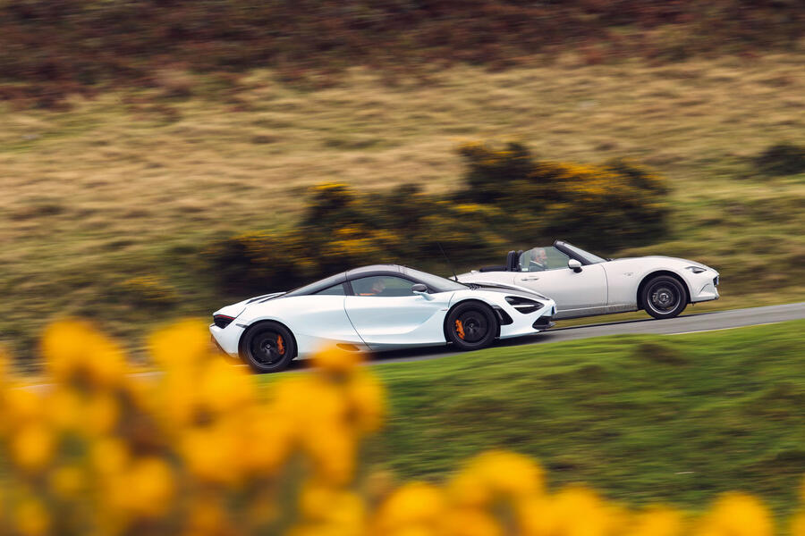 麥拉倫 720S vs 馬自達 MX-5，哪一個更有趣？