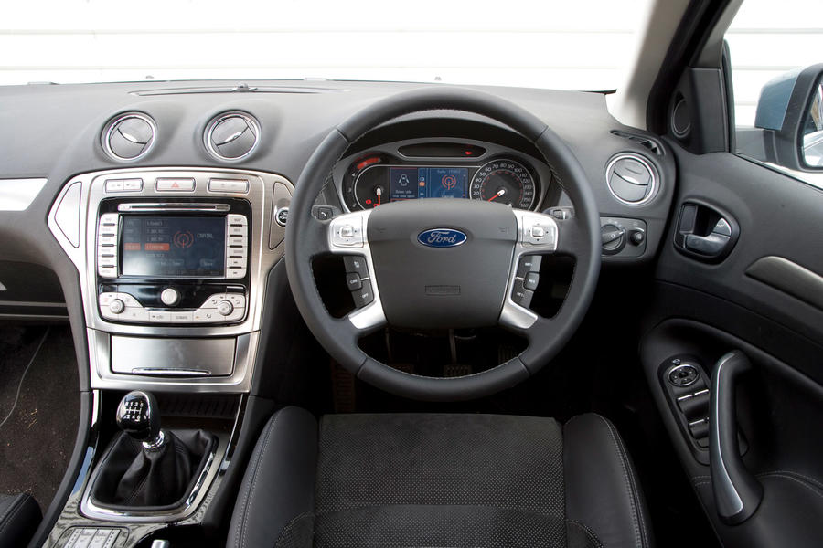 Ford Mondeo 2010  2015  AutoManiac