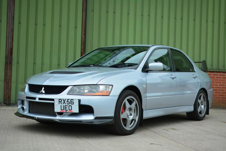 4 Mitsubishi lancer evolution front