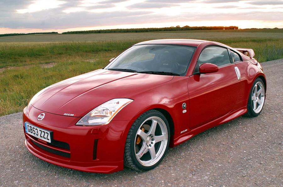 4 Nissan nismo 350z 2005 front quarter static