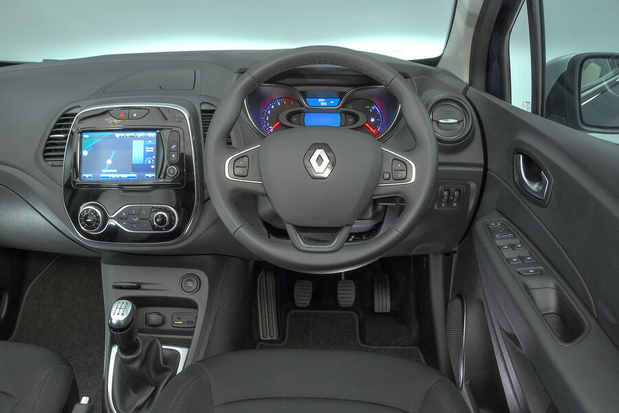 Renault Captur Iconic Tce 90 18 Uk Review Autocar