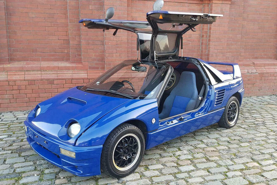 4 Autozam az 1