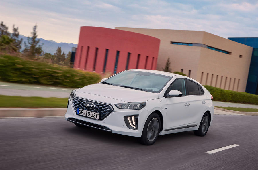 Top 10 Best Plug In Hybrid Cars 2020 Autocar