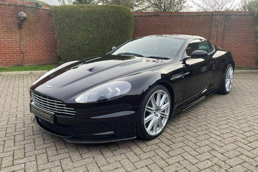 6 Aston martin dbs 2008 static driveway one we found