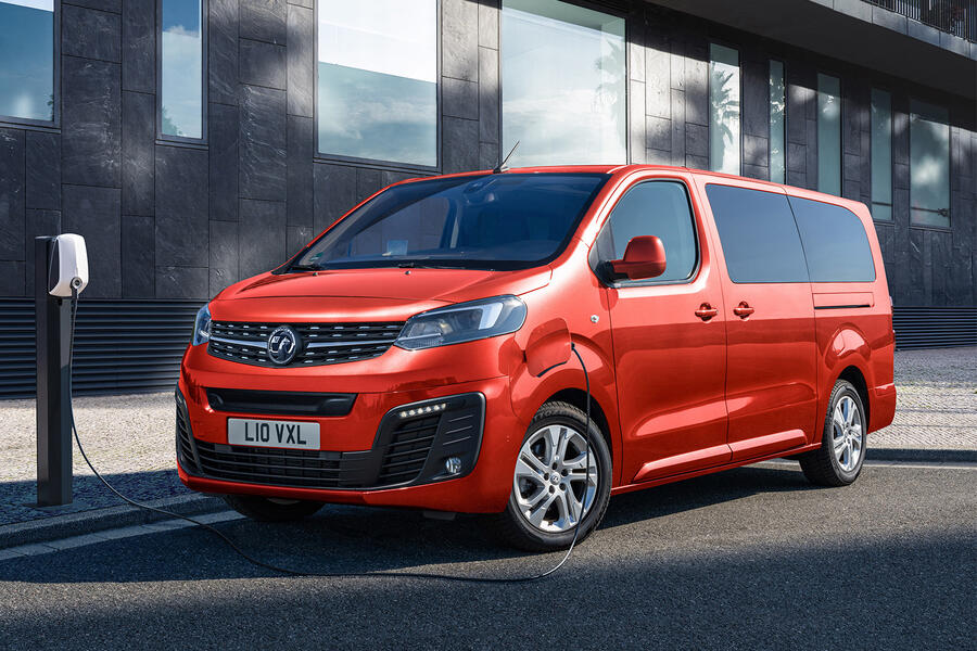 7 Vauxhall vivaro e front