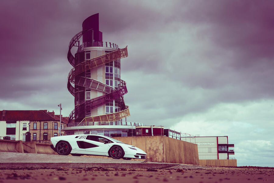 79 Lamborghini countach 2022 side view static tower