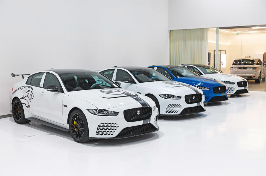 8 Jaguar xe sv project 8 2018 static front 0