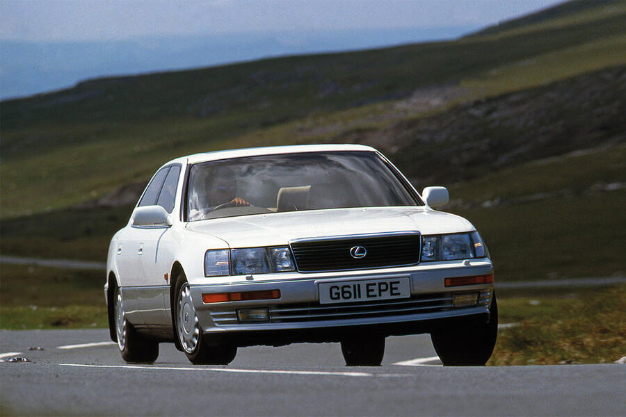 8 Lexus ls 400 hero front