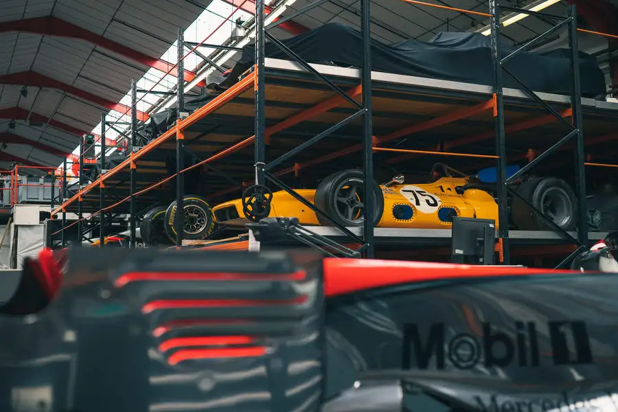 82 Mclaren heritage classic f1 storage