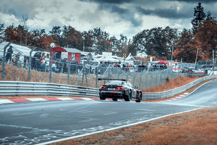 87 Bmw m4 gt3 nurburgring rear jump