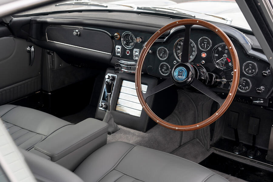 aria-label="88 aston martin db5 goldfinger road test 2021 dashboard"