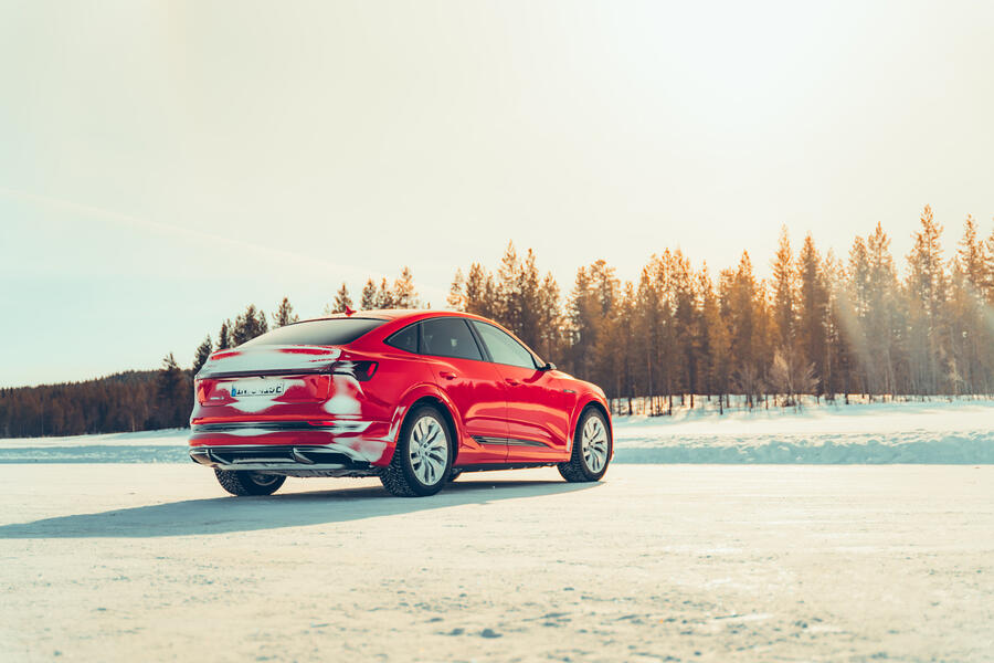 88 Audi e tron s sportback