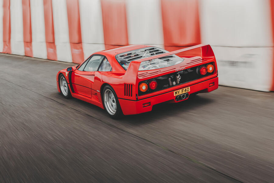 88 Ferrari f40