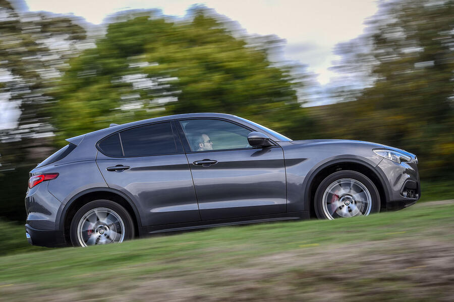 Alfa Romeo Stelvio 2 0 280 Q4 Awd Speciale 2018 Uk Review