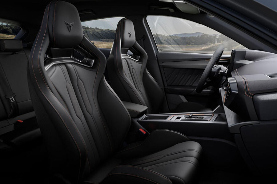 9 Cupra formentor vz5 2021 fd front seats