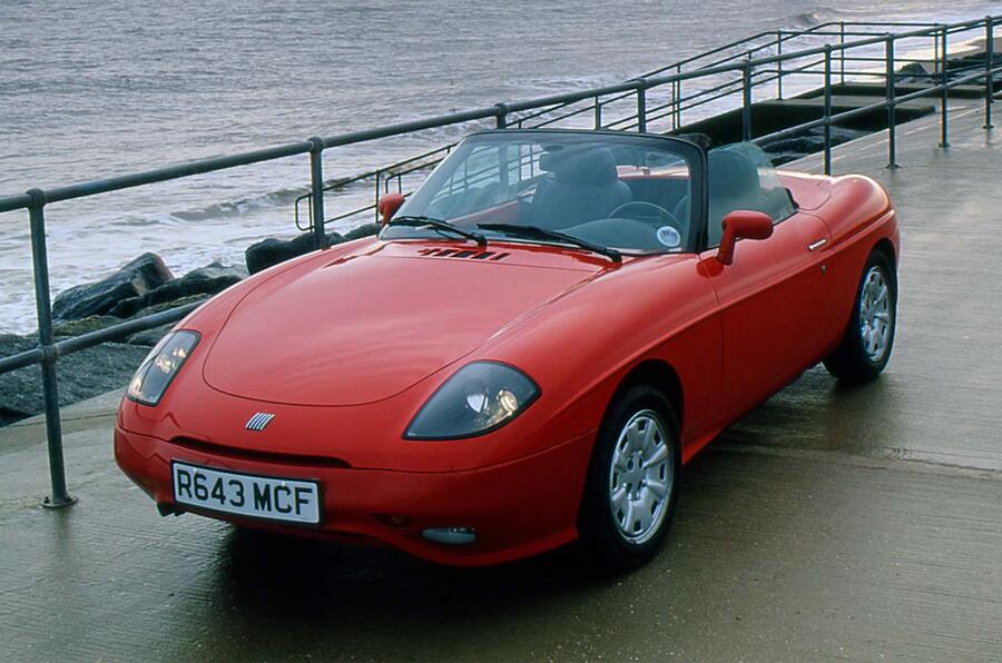 9 Fiat barchetta 1995 front static