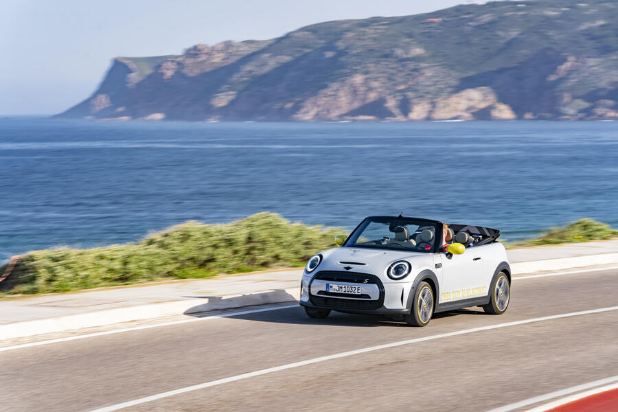 93 New mini cooper convertible ocean view