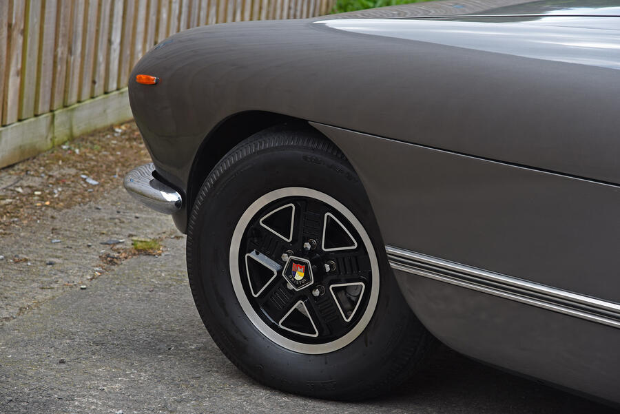 94 Bristol 411 wheel