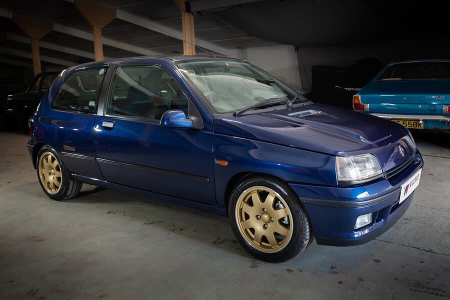 94 Btbwd july 28 clio williams