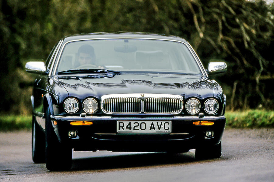 94 Daimler double six