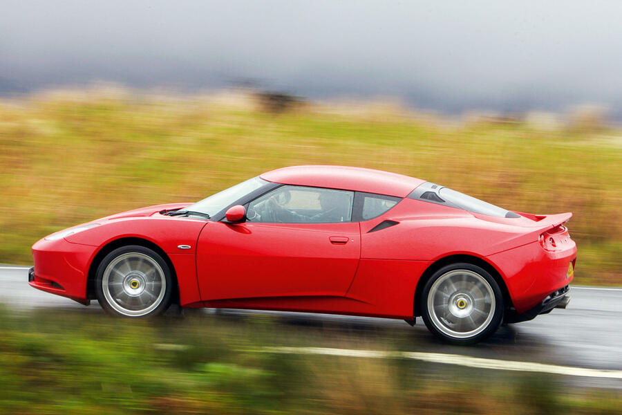 94 Lotus evora side view