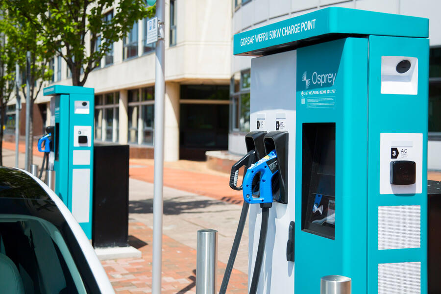94 Osprey charger cardiff city council charging