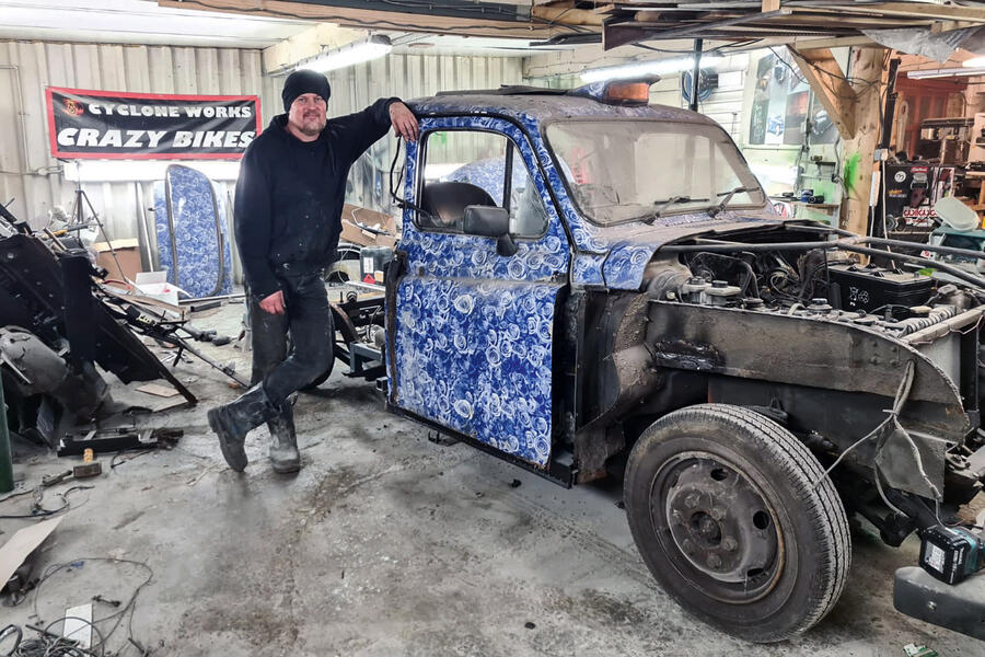 94 Paul bacon taxi