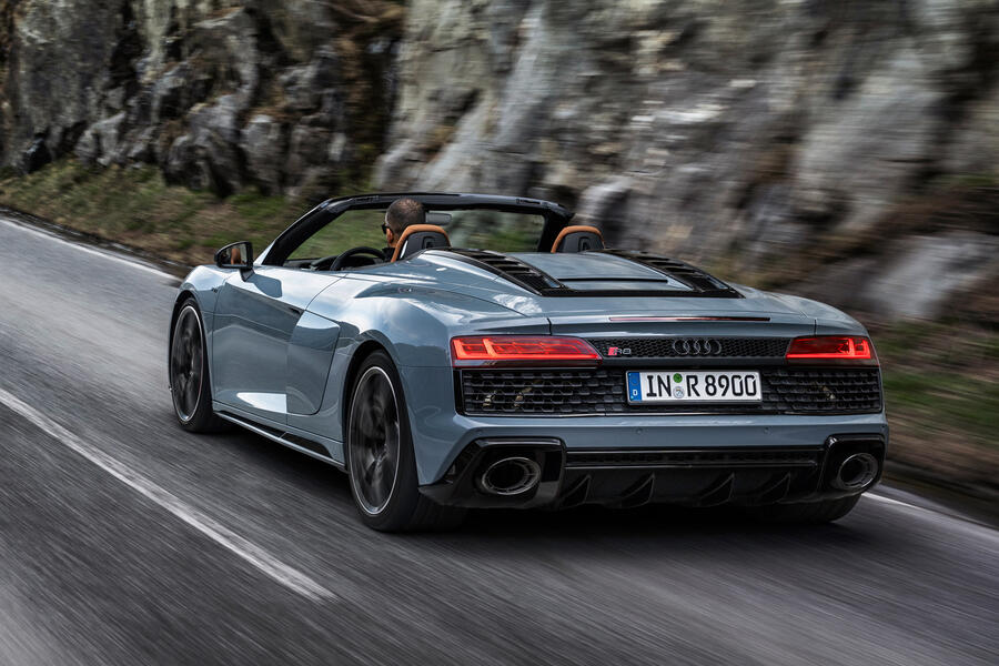 奥迪R8 Performance RWD发布，562马力起步£126,885