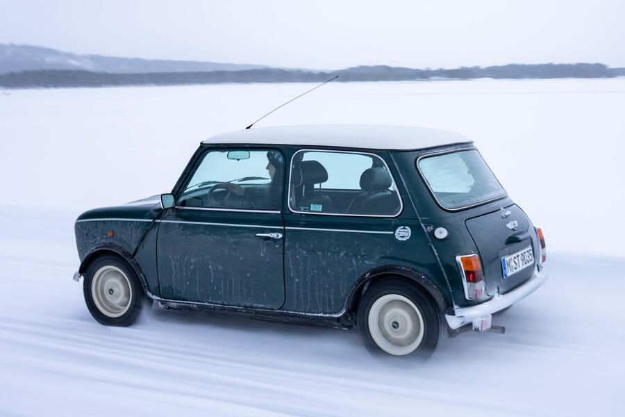 95 Every mini generation on ice 2022 feature og tracking rear