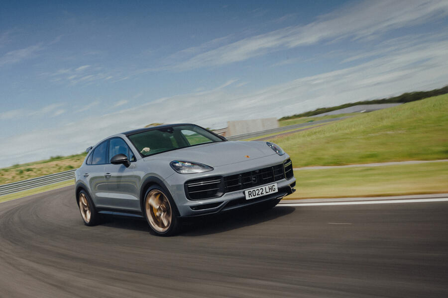 95 Porsche cayenne turbo gt dovenby hall circuit m sport front tracking
