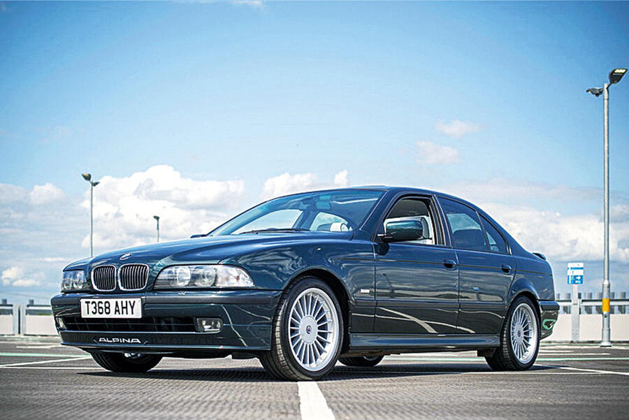 96 Alpina b10 front quarter