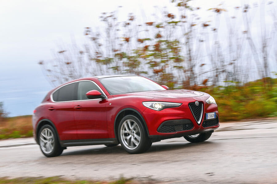 97 Alfa romeo stelvio