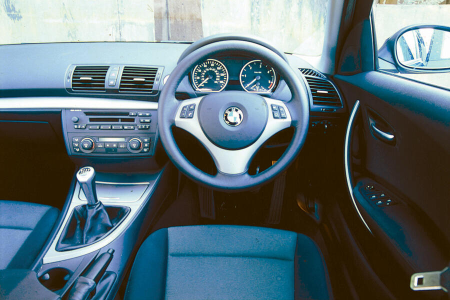 Here is the rewritten content with only the Chinese title:，Greatest road tests ever: BMW 118d SE，(Note: I removed all the other content and only kept the Chinese title)