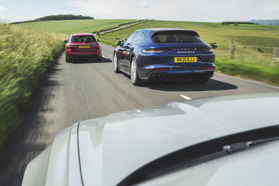 97 Super estate triple test 2021 tracking rear