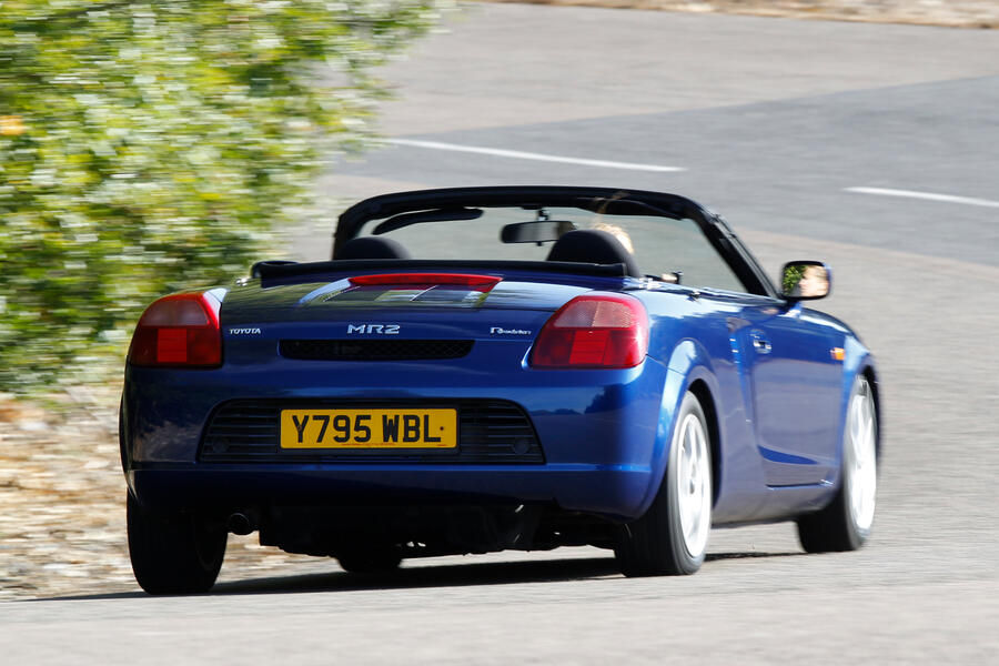 97 Toyota mr2 rear quarter panning