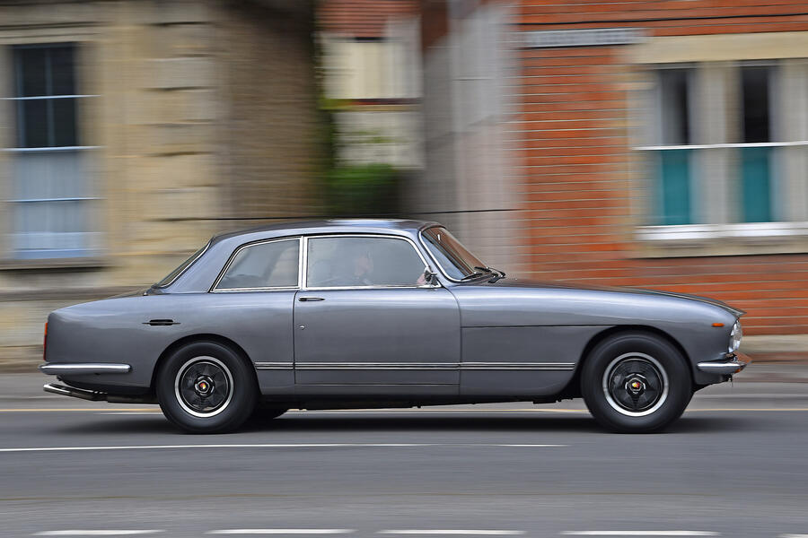 98 Bristol 411 side profile
