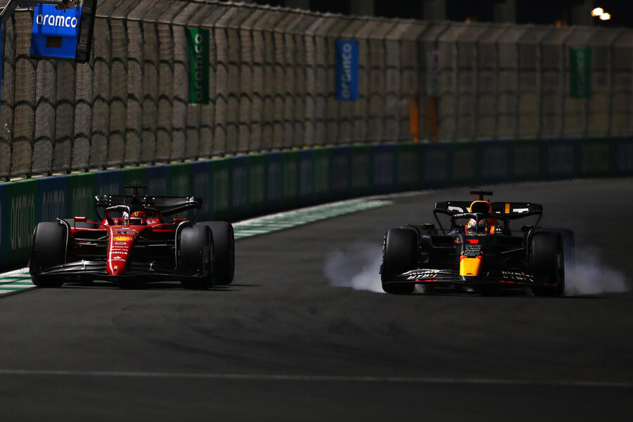 98 F1 saudi 2022 racing ferrari red bull