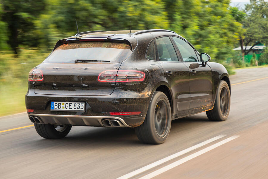 98-porsche-macan-prototype-2018-hero-rear taciki.ru