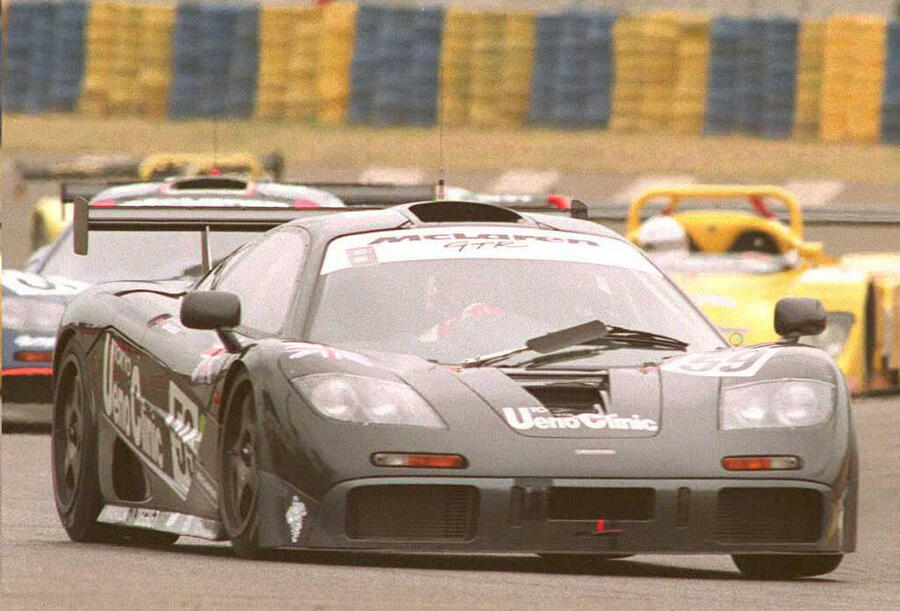 99 Mclaren f1 gtr 01r front