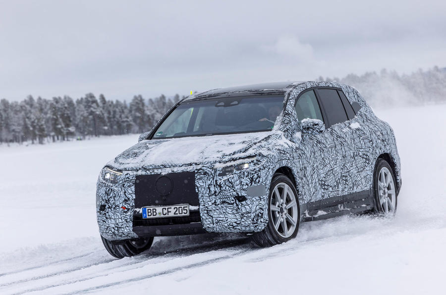 99 Mercedes eqs suv 2022 prototype drive lead 2