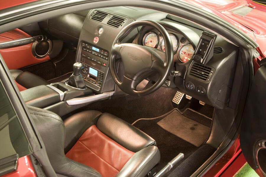 Used car buying guide: 阿斯顿·马丁 Vanquish