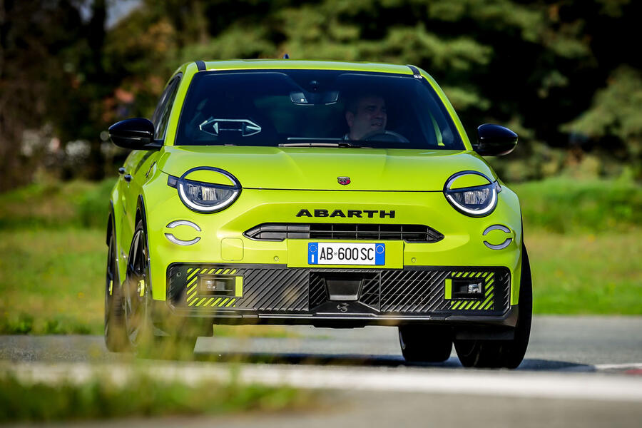 Abarth 600e cornering – front