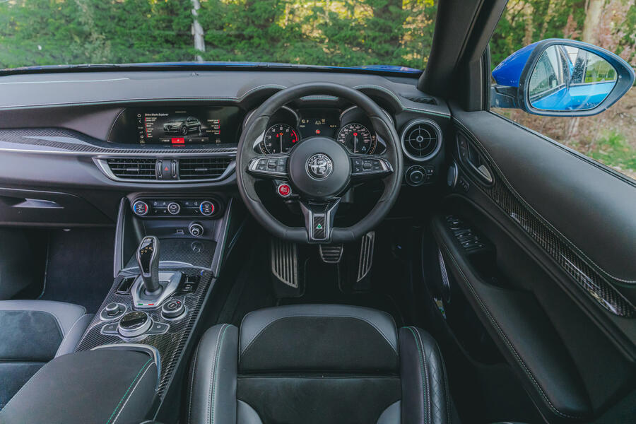 Al s lt alfa 16