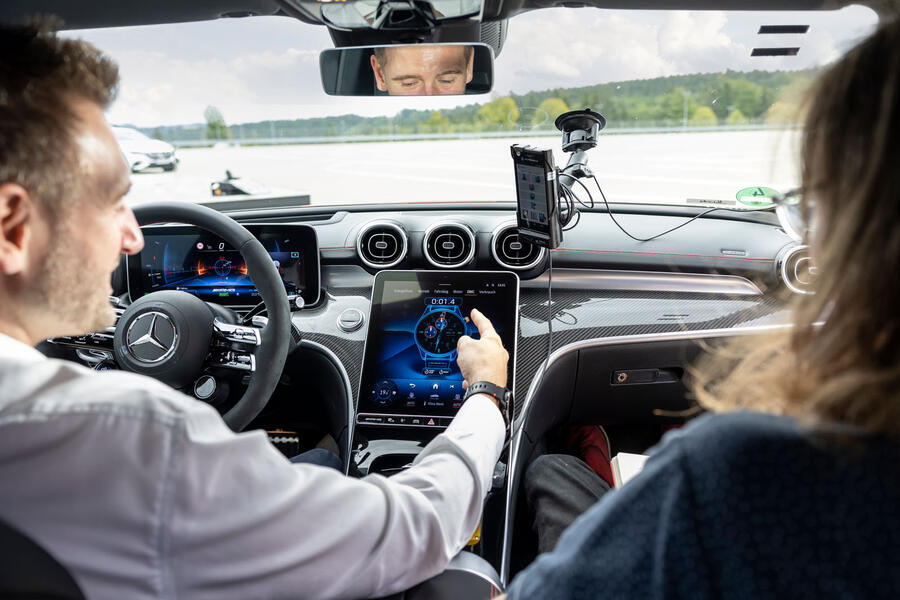 Amg c63 e autocar interior 2