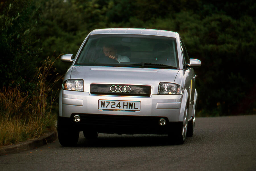 Audi A2 bochten vooraan