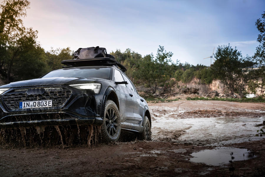 Audi Q8 E-tron Edition Dakar Review (2024)