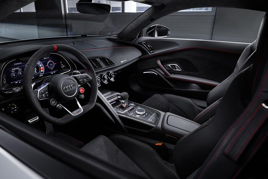 Audi r8 gt rwd 12 dashboard